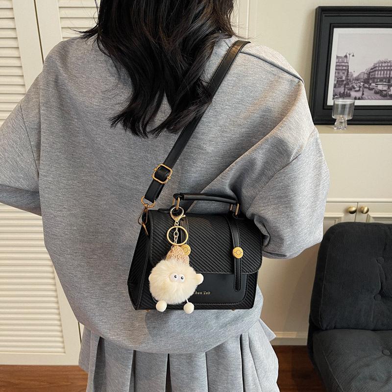 Премиальная сумка-мессенджер маленькая квадратная женская 2025 лето новая корейская версия простая повседневная портативная дорожная на плечо женская сумка