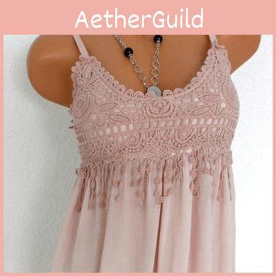 Элегантное и соблазнительное сексуальное женское прозрачное черное платье с деликатной кружевной отделкой