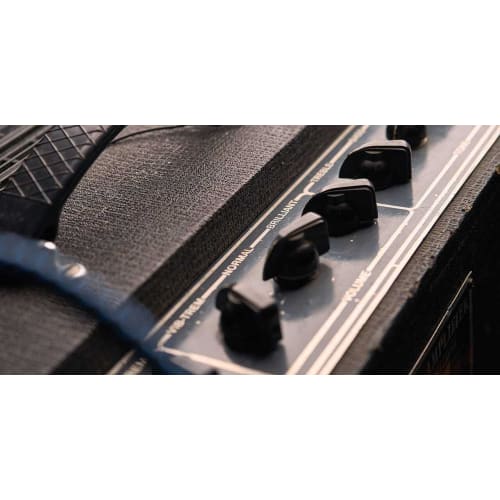 UNIVERSAL AUDIO UAFX RUBY / 63 Amplifier UAFX Series 6.5*9.2*14.1 Cm