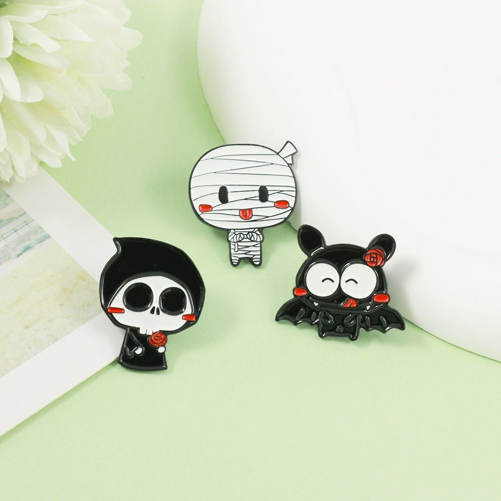 Enamel Cute Skeleton Ghost Brooch Cartoon Characters Halloween Skull Bat Pin Unisex Gift