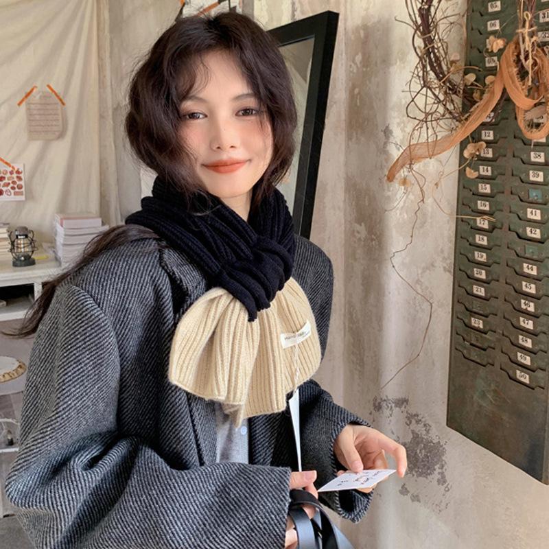 Маленький вязаный шарф в стиле колор-блок: Женский осенне-зимний шарф-снуд в корейском стиле, теплый и универсальный для студентов и пар, однотонный