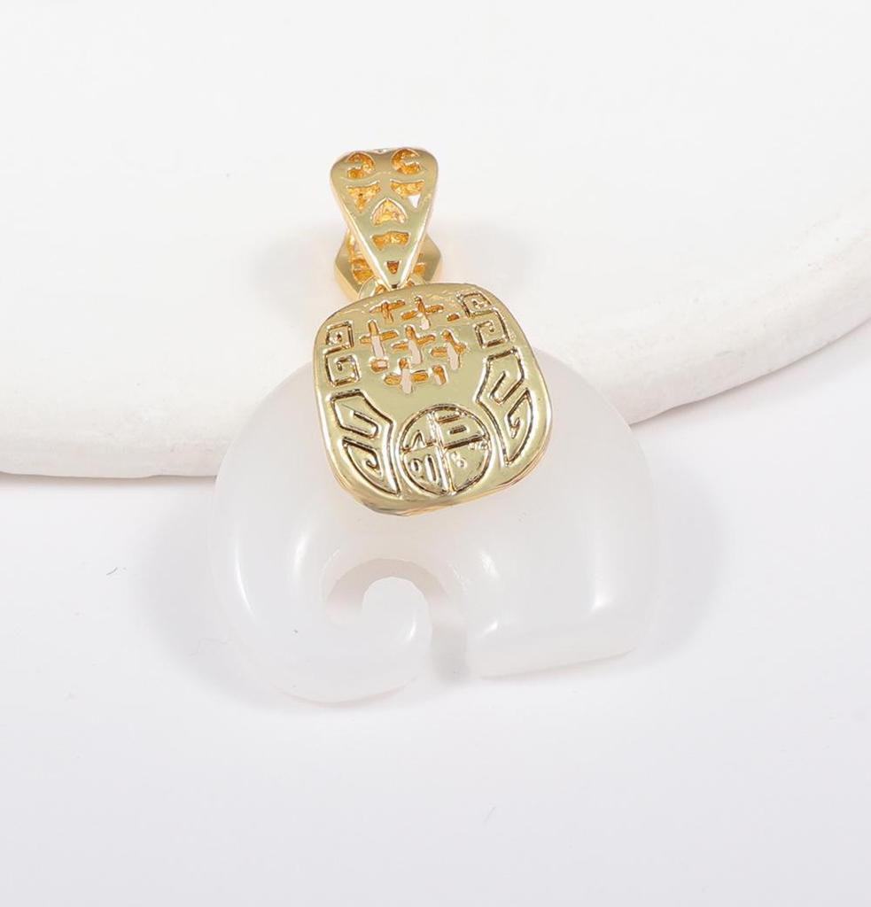 Elegant Copper Fox Gourd & Four-Leaf Clover Necklace with Zircon & Butterfly Accents for Women.
