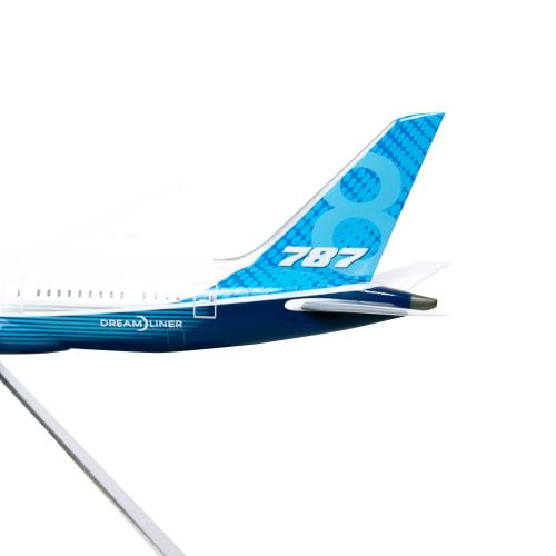 Boeing Unified 787-8 Dreamliner Plastic Model (1/200 Scale) Diecast Airplane Model