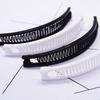 Trendy Unisex Wave Hair Korea Comb Clip Plain Shape Banana Bangs Comb Ponytail Holder Clip Hairpin Black/White