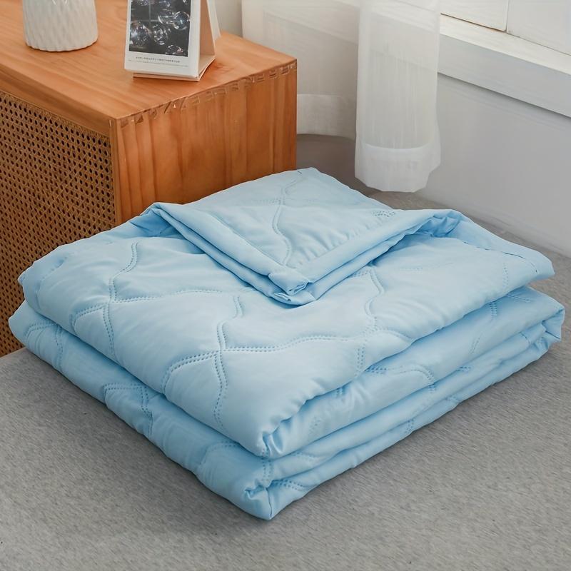 1pc Summer Lightweight Cool Quilt, Multiple Colors Available, Soft & Breathable Bedding For Bedroom, Guest Room, Travel, Contemp