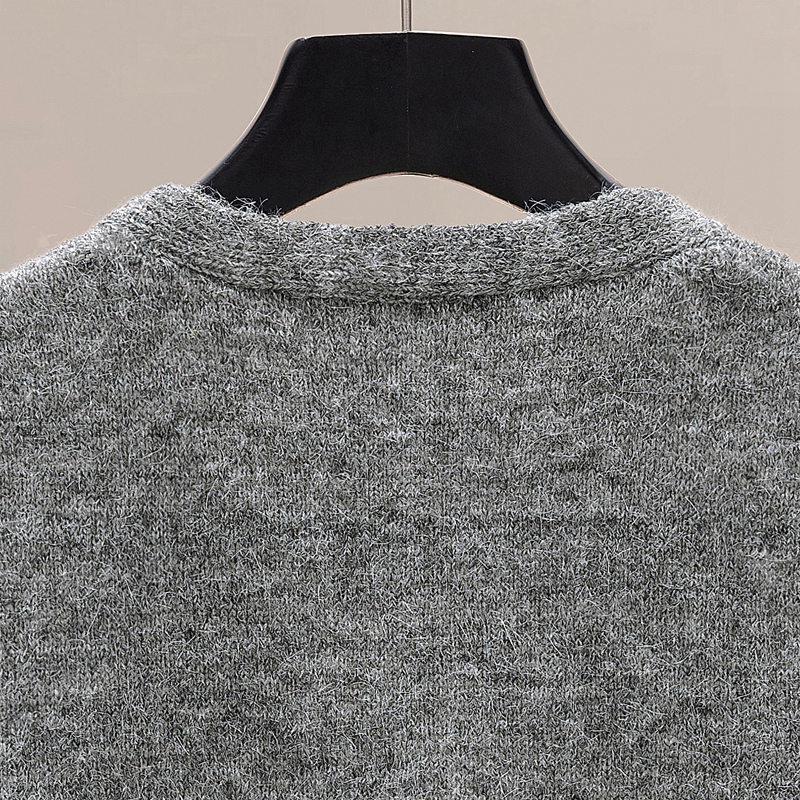 Женский вязаный жилет с цветочным узором и V-образным вырезом