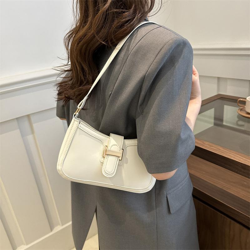 Simple and Fashionable Retro Bag 2024 New Women's Bag Trendy and Fashionable Shoulder Underarm Bag Simple Foreign Messenger Bag