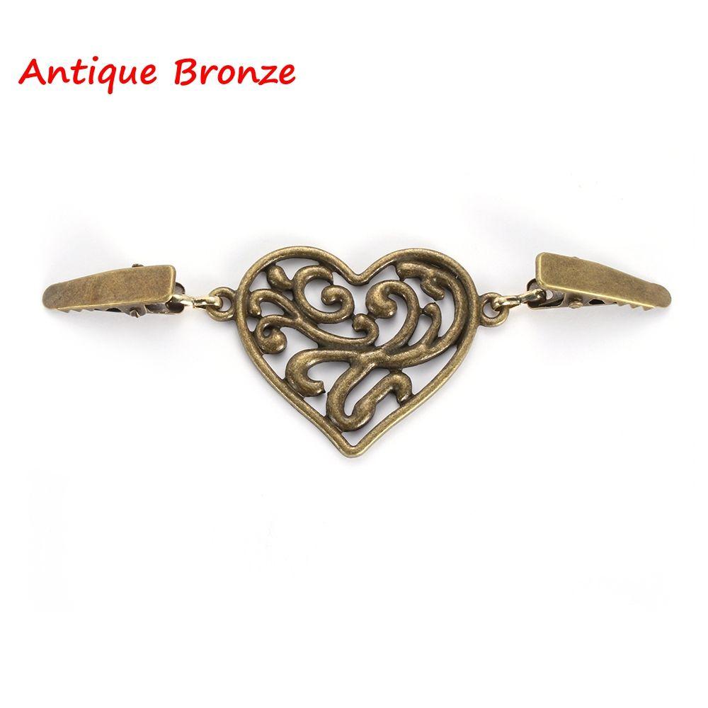 Trendy Winter Heart Pattern Retro Sweater Blouse Pin Cardigan Clip Shawl Brooch Duck Clip Clasps