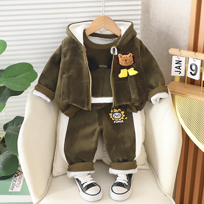 1-4 года Winner Baby Boys Clothes Cute Lion Autumn Boys Clothing Sets Coat + Vest + Bruins Boys Suits Children's Clothing