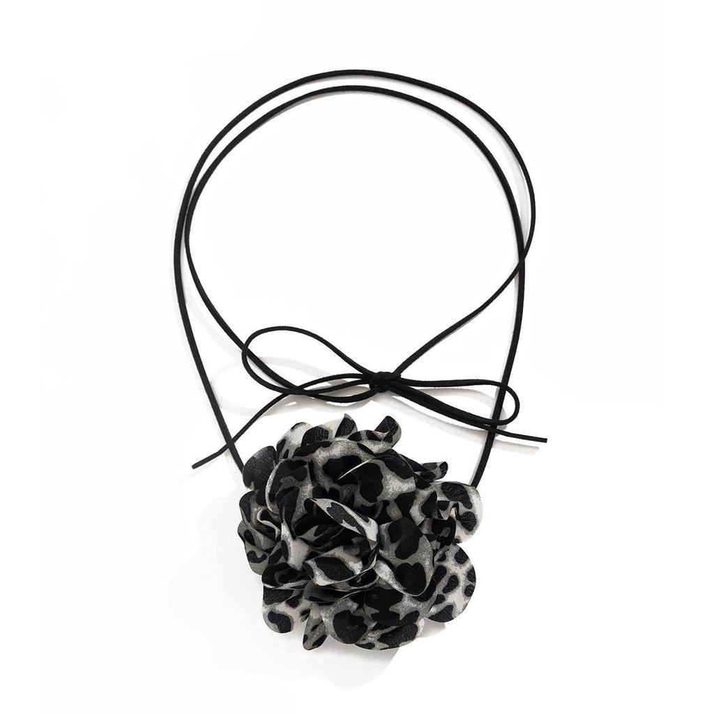Леопардовый цветочный узел-чокер: Стильное кожаное ожерелье Cross-Border