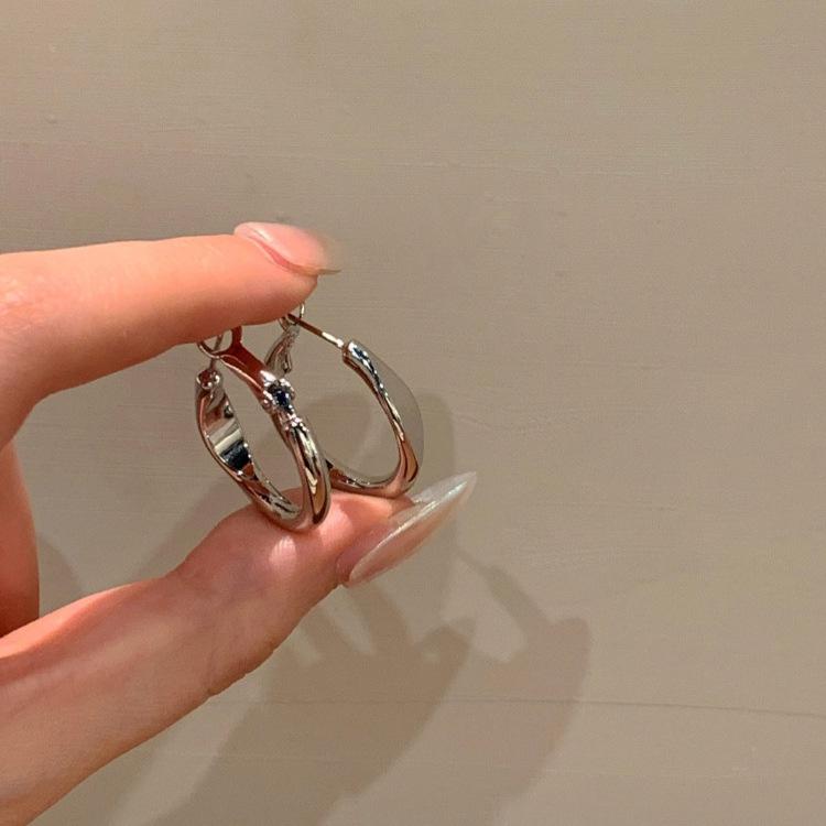 INS Простые Серьги-кольца с холодным ветром, Нишевые, Уникальные, Высококлассные, Темпераментные, Модные, Элегантные, Классические Аксессуары для Женщин