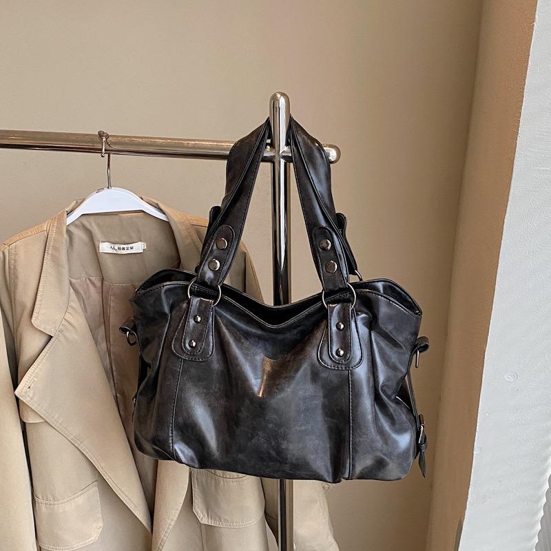 Retro Bag Women's Large-capacity New Casual Messenger Commuter Bag Popular Portable Class Tote Bag
