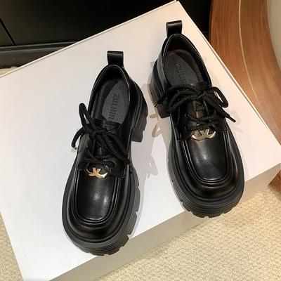 Кожаные лоферы на платформе, осенние новинки, увеличивающие рост, универсальные, модные, с круглым носком, на шнуровке, маленькие кожаные туфли