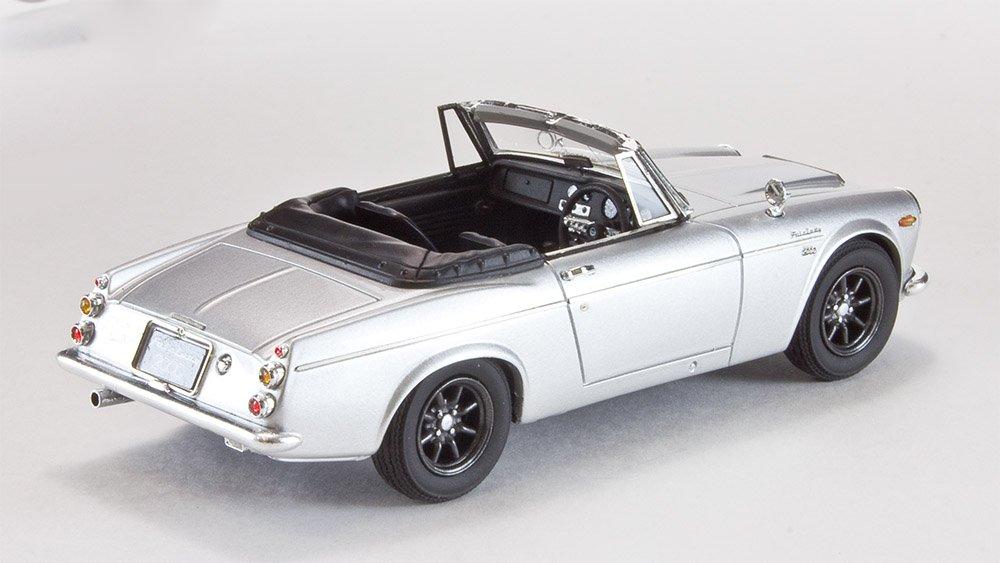 Hobby Japan MARK43 Datsun Fairlady 2000 Sports Колеса Светло-серый металлик Готовое изделие 1/43 (SR311)
