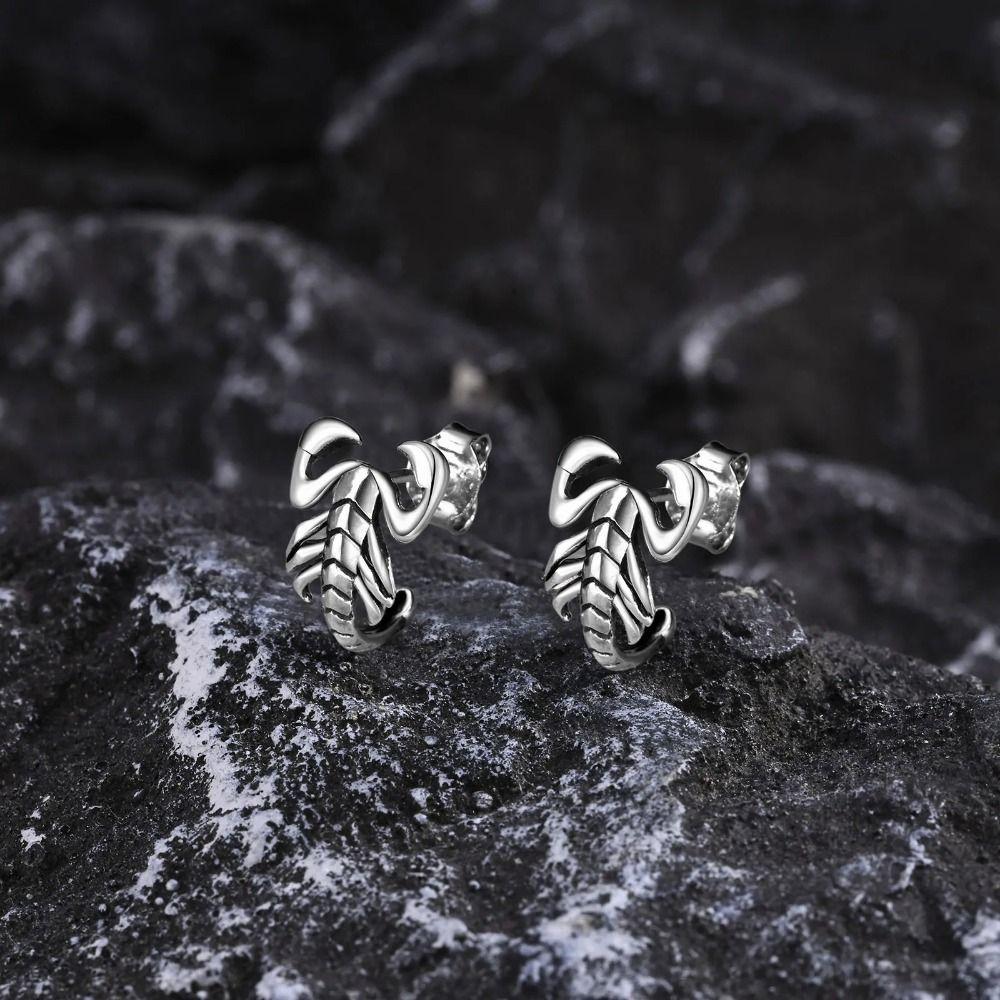 Cool Scorpion Earrings Studs Gothic Men Ear Studs Creative Silver Stud Earrings Gift