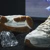 New Balance 2002R Protection Pack - Distressed Unisex Sneakers White Sea-Salt Vintage-Orange M2002RDG