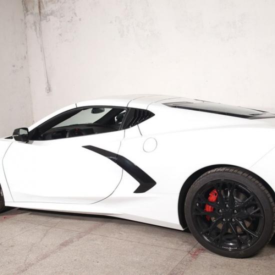 Glossy Black side window louvers air vent Cover tirm for Chevrolet Corvette C8