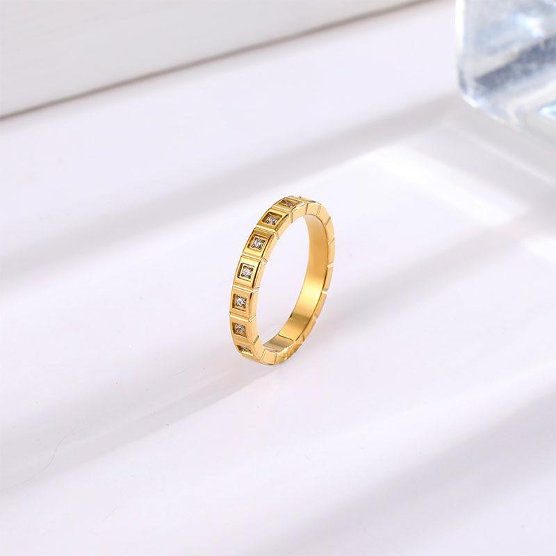 Simple and High-end Round Square Row Titanium Steel Ring for Female Couple, Trendy Accessories