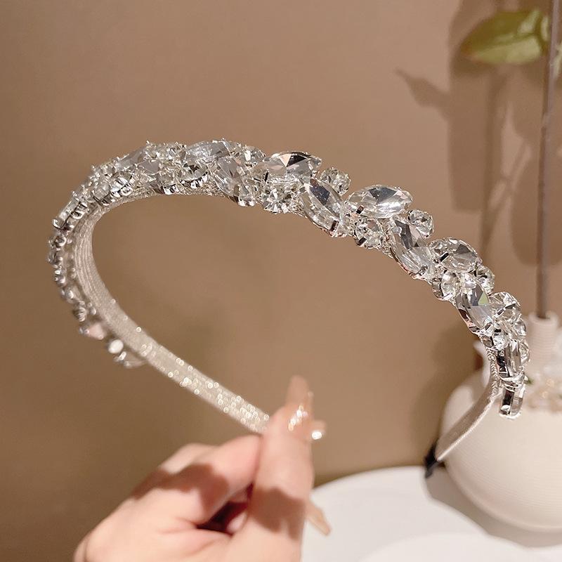 Retro French Crystal women's hair band accessories Headband for Women Korean Edition Versatile hair bands Headbands for girls