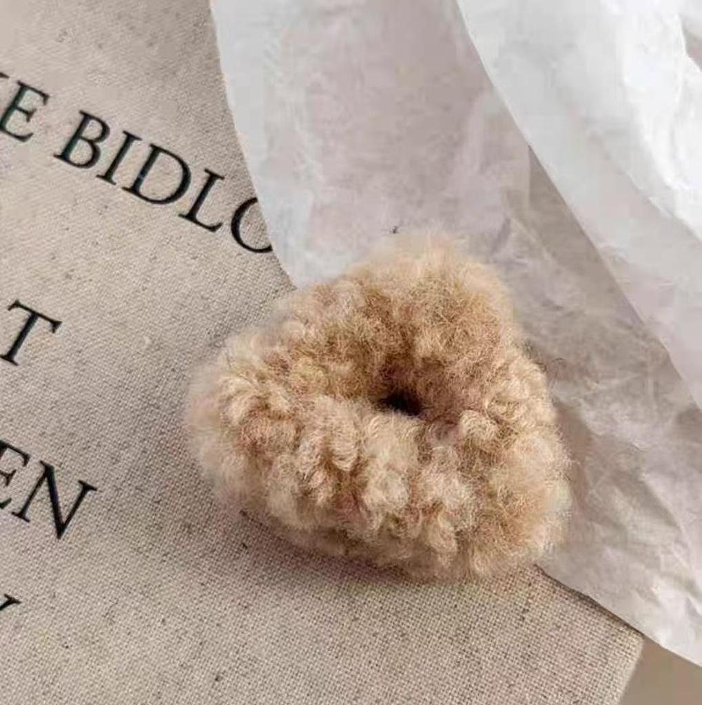 Заколка для волос «кошачье ухо» из овечьей шерсти: Милая осенне-зимняя принцесса-заколка для челки на бок