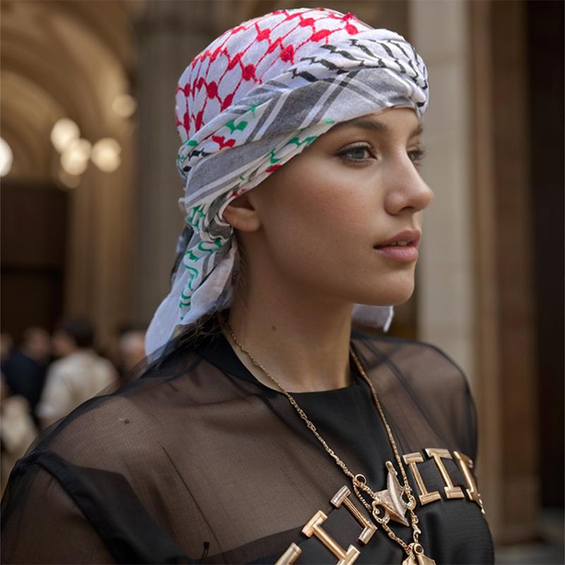 Women Scarf Plaid Print Hijab Soft Shawls and Wraps Female Foulard Designer Pashmina Bandana Muslim Headscarf