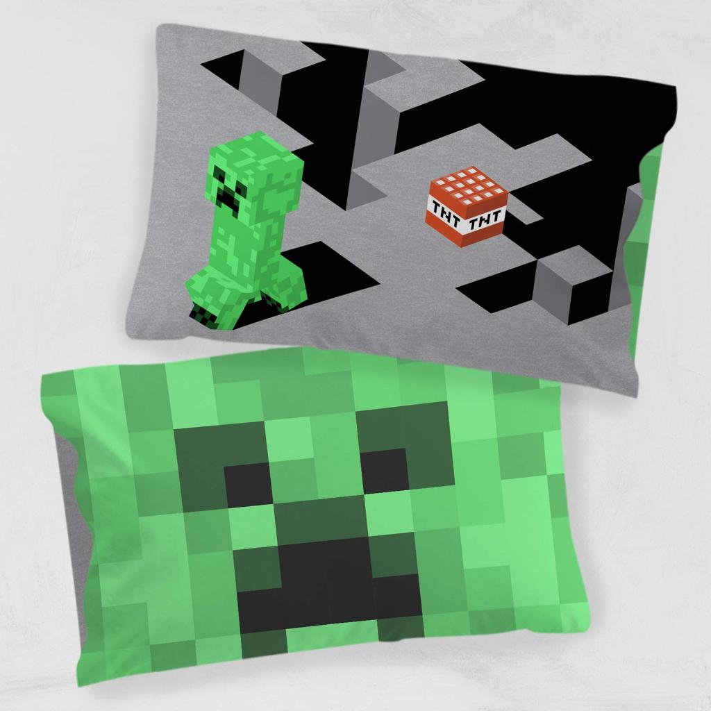 Jay Franco Minecraft Lone Creeper Pillowcase, 1 Pack, Double-Sided, Kids' Super Soft Bedding (Official Minecraft Product)