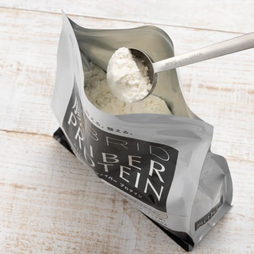 Long protein measuring spoon (stainless steel) that won't get buried in powder!