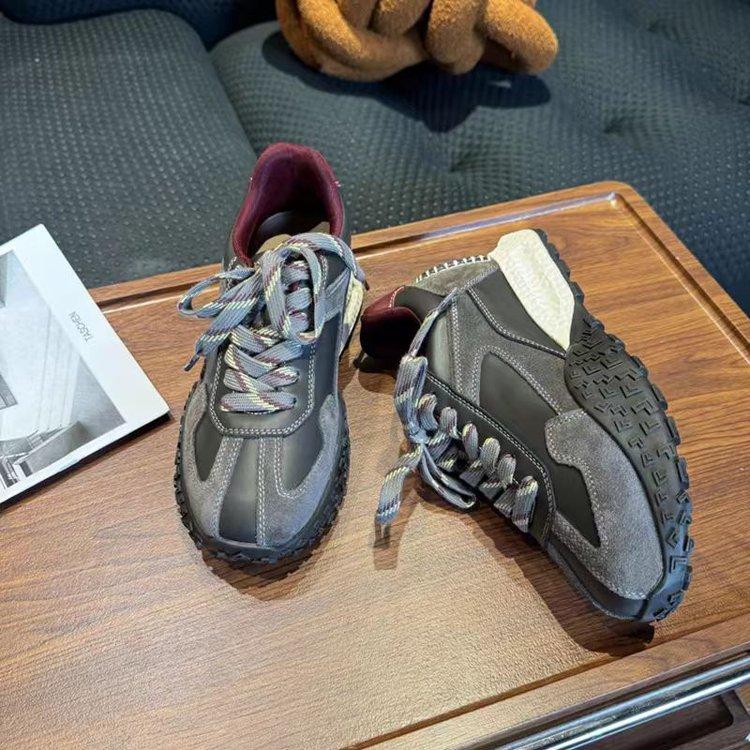 Универсальные немецкие кроссовки на толстой подошве в стиле ретро для женщин, весна 2025, новые нишевые кроссовки из мягкой кожи на плоской подошве Forrest Gump, спортивная обувь для папы