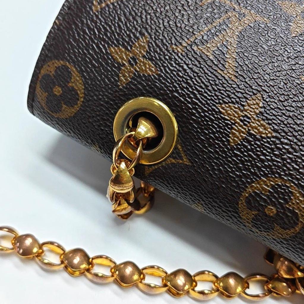 [Pre-Owned] Victoire Monogram Chain Leather Shoulder Bag - Fair #1N3CL54