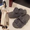 Модные шлепанцы на платформе Женские сандалии на плоской подошве Плюшевая модная повседневная обувь 2025 Лето Вьетнамки Новый тренд Удобная ходьба Mujer Sandalias