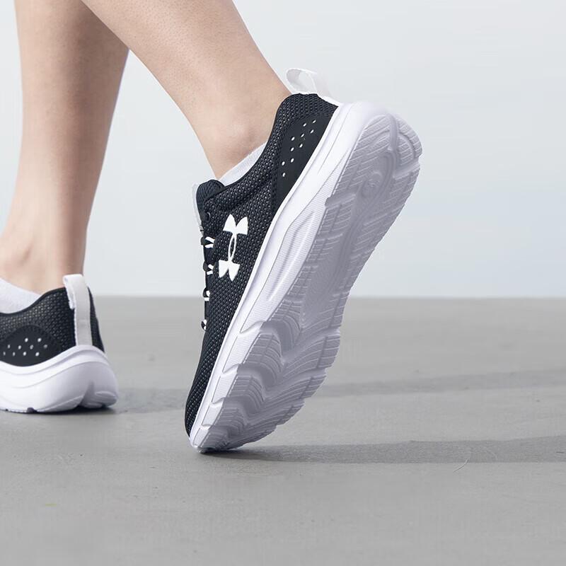 Under Armour 3024880 Амортизирующие тренировочные беговые кроссовки