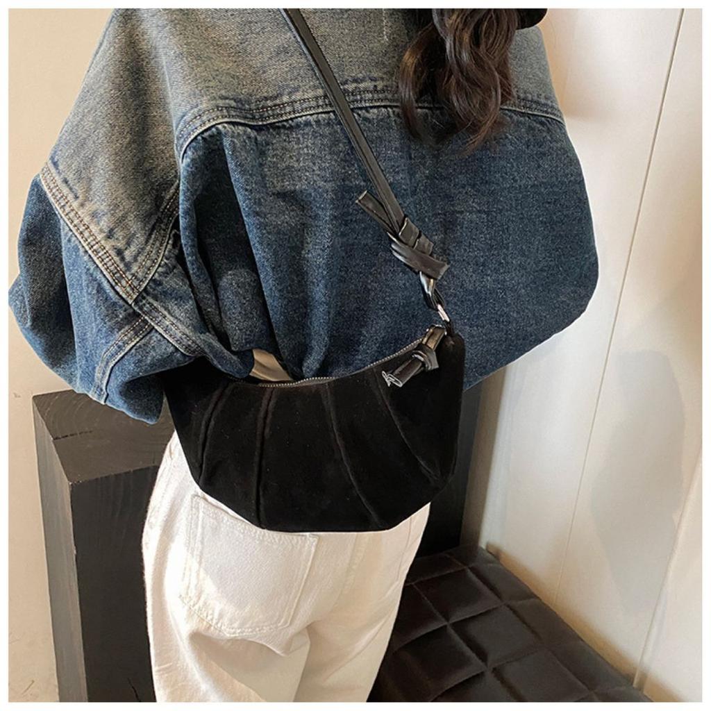 Высококачественные нишевые сумки для женщин Ретро и модные сумки в форме пельменей Сумки через плечо на одно плечо Универсальные сумки в форме круассана