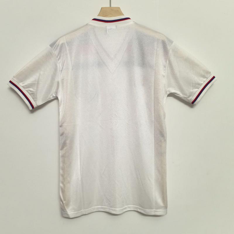 Retro jerseys: Santos, Neymardini, England, Beckham, Gerard Lampard, AC Kaká jersey