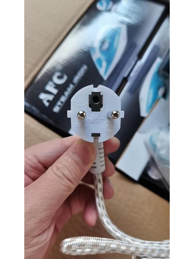 Паровой утюг AFC с вилкой VDE — ручной, мини-электрический утюг, соответствующий стандартам США и ЕС.