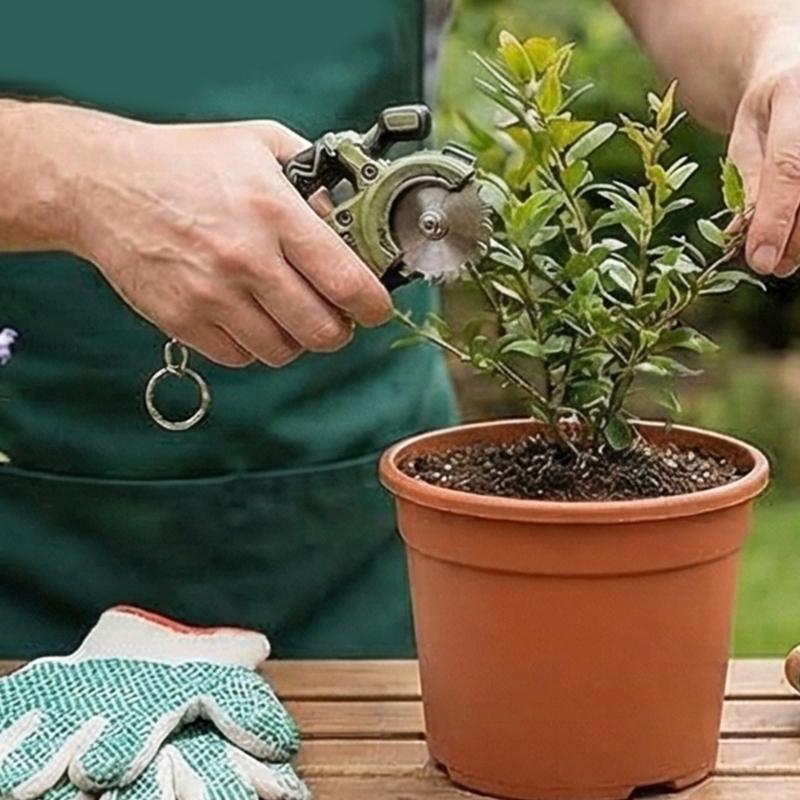 Portable Mini Chainsaw Tool Keychain PLA Key Holder Bag Ornament for Keys or Bags as Handy Companion on the Go