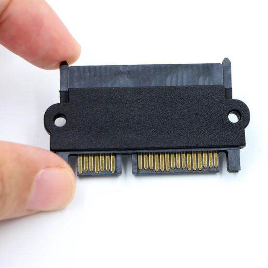 Адаптер SFF-8482 SATA 22 Pin на 7+15 Pin SATA Male для HDD Жесткого Диска, Угол 90 Градусов