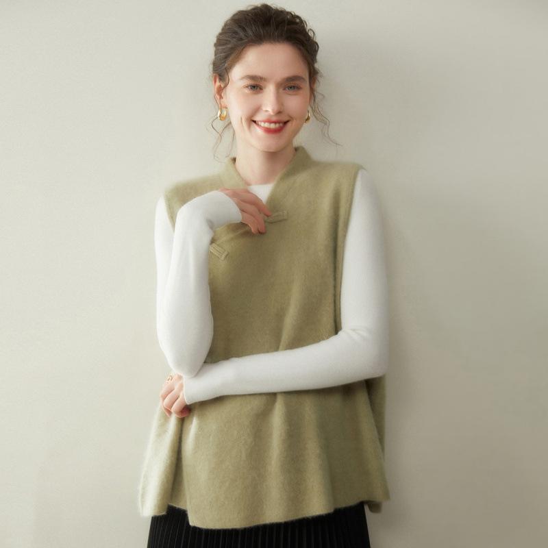 Women's Cashmere Knit Shawl Vest - Autumn/Winter Chinese Style with Slanted Lapel and Elegant Design
