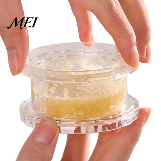 Manual Garlic Masher Mincer Tool, Multi-Purpose Rotating Press, Bite-Teeth Crushing Pickling Ingredient Chopper Structure Masher, Transparent Easy to