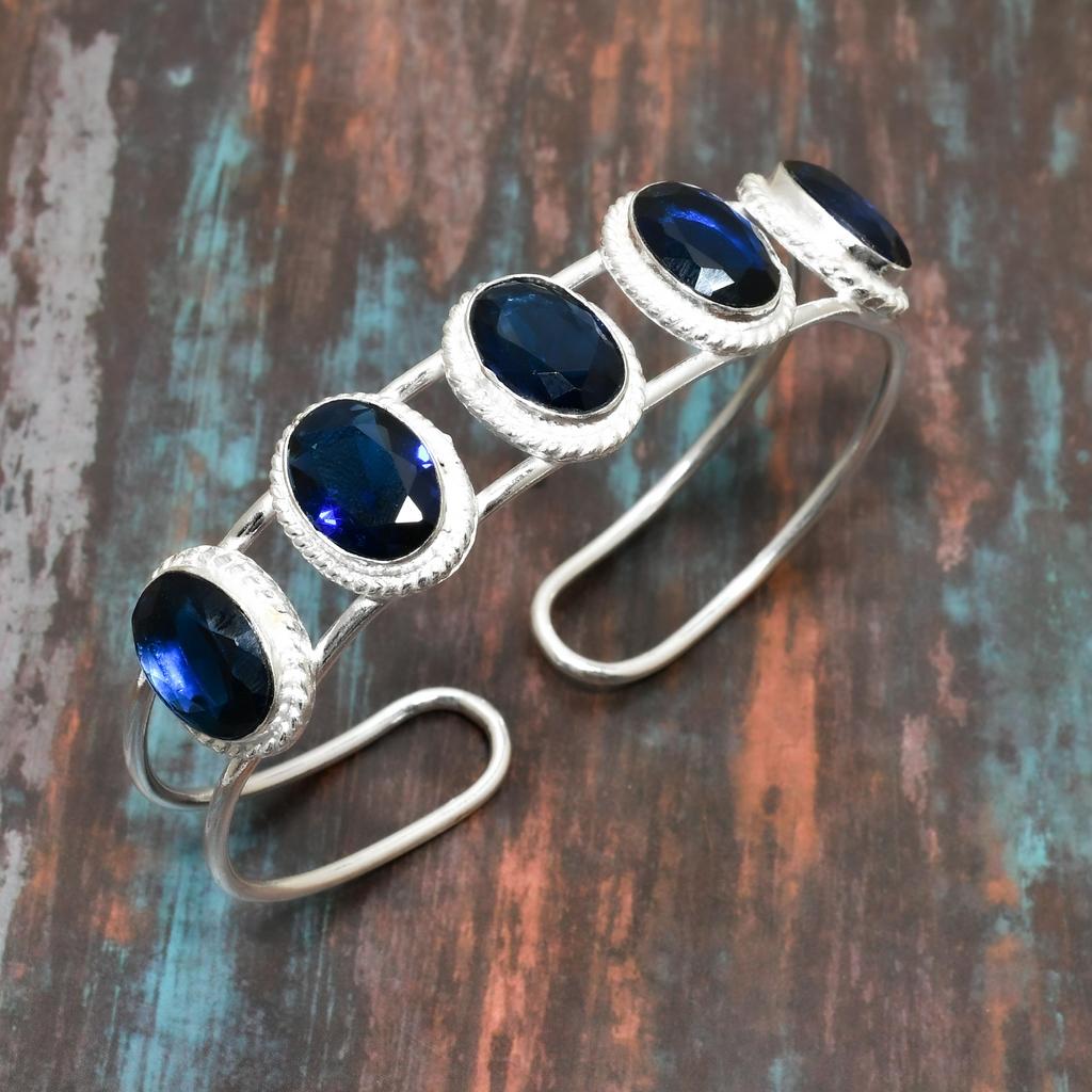 Регулируемый ювелирный браслет из стерлингового серебра 925 пробы ручной работы с синим сапфиром и драгоценным камнем