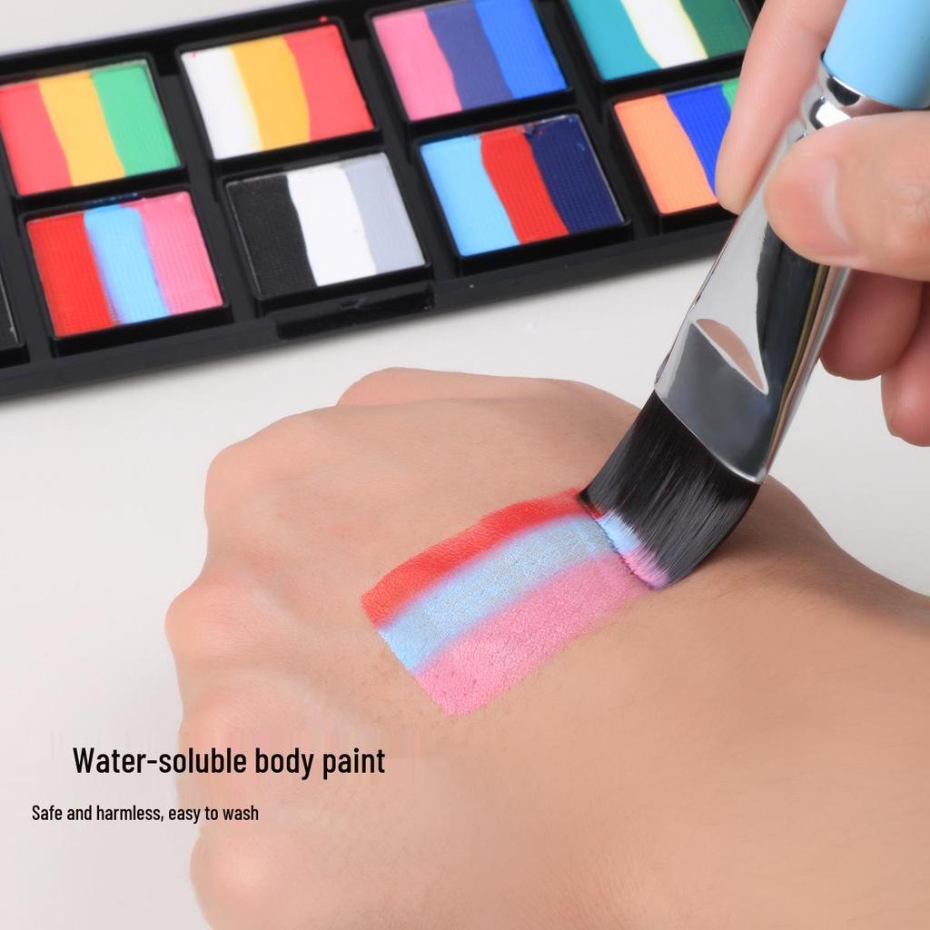 Набор кистей для лица и тела Giorgione из 17 предметов с тиснением для детей