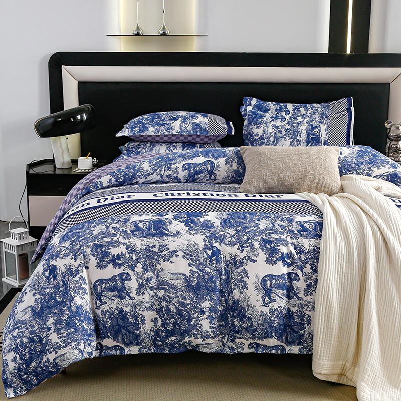 Комплект из четырех предметов из плотного хлопка с потертостями, комплект из 4 простыней и одеял, комплект из трех предметов для общежития