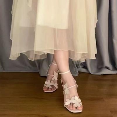 Темпераментный сказочный стиль бант квадратный носок слово с сексуальными босоножками-стилетто французские ремешки высокие каблуки 2025 новинка