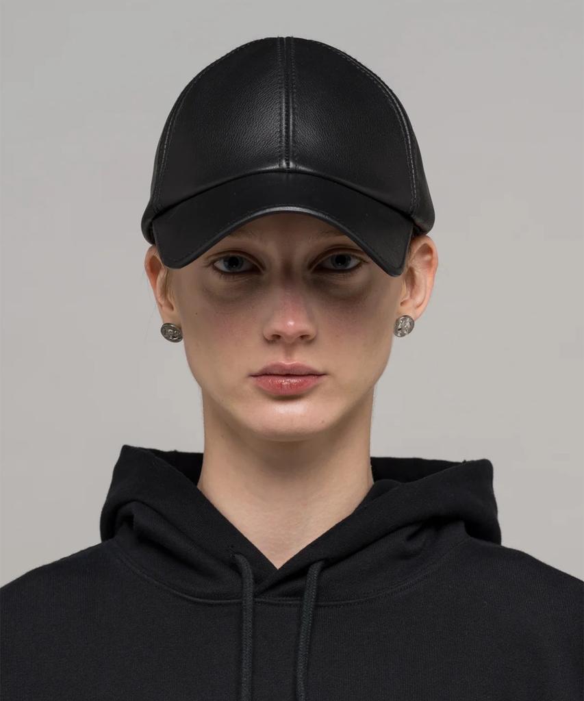 032Ssi (U) Leather Cap Black