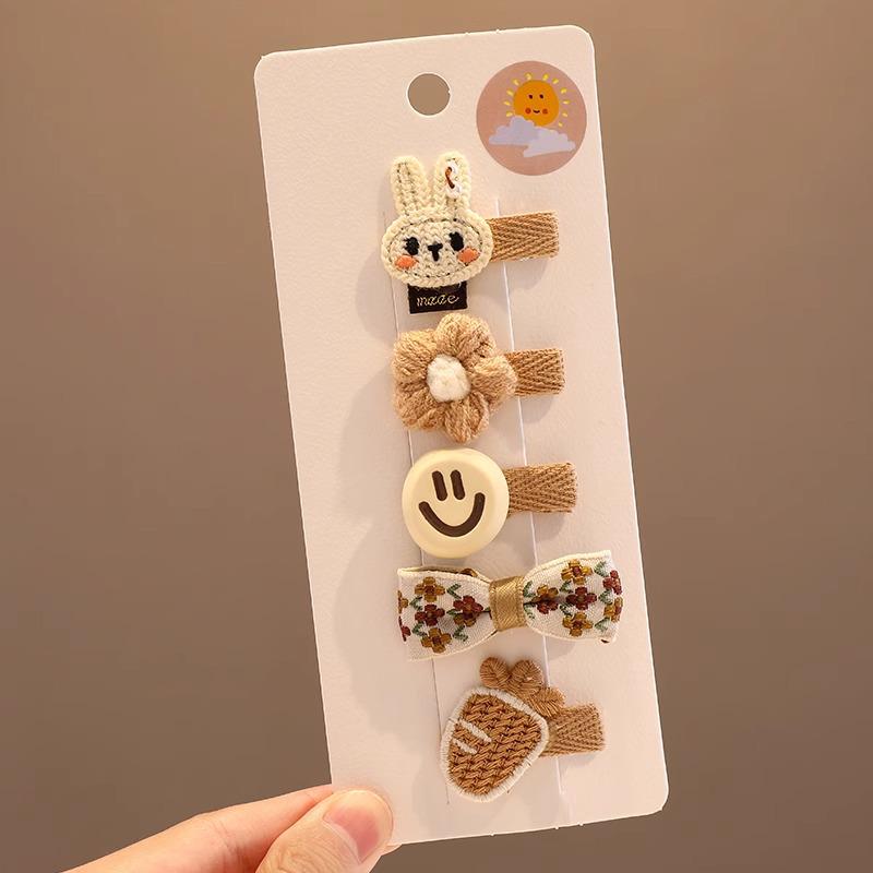 Retro Cute Baby Hair Clips – Gentle Fabric Flower Headwear for Girls