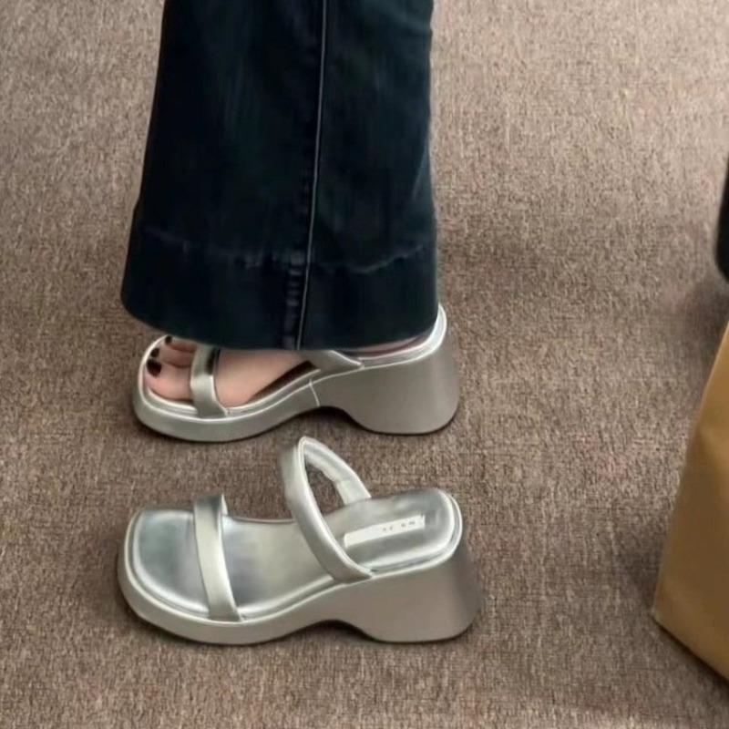 Muffin Thick-soled Small Man Height-increasing Silver Slippers Women's Summer Wear Fashion Word Wedge Heel High-heeled Sandals