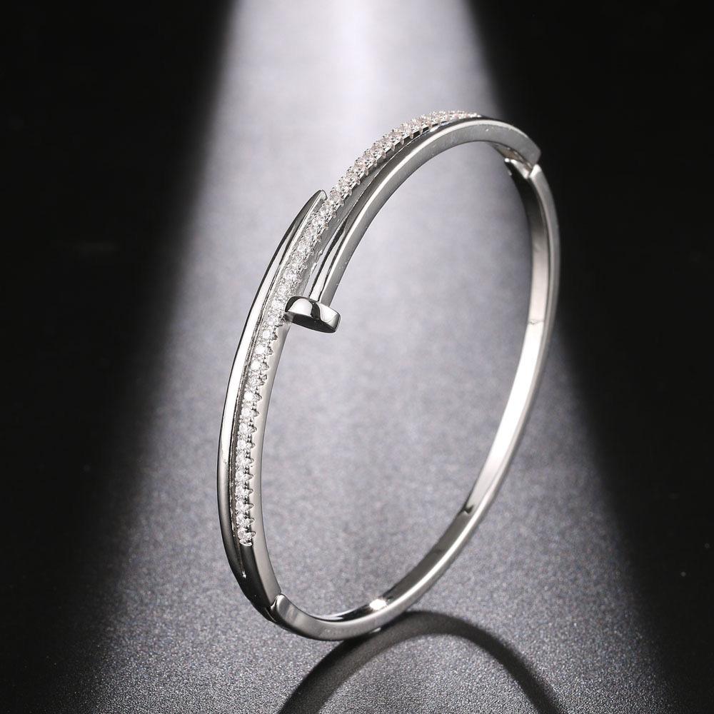 2026 Personalized Alloy Zircon Nail Bracelet European and American Light Luxury Niche Ins Style Design Opening