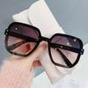 New Vintage Square Sunglasses Women Men Brand Rectangle Sun Glasses Female Oval Eyewear Oculos De Sol for Male Female Eyeglasses