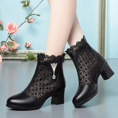 5,5 см Дышащие Удобные Вырезанные Сетчатые Кружевные Ботильоны из Мягкой Кожи Обувь на Платформе 2025 Лето Средний Блочный Каблук Ботильоны Офис