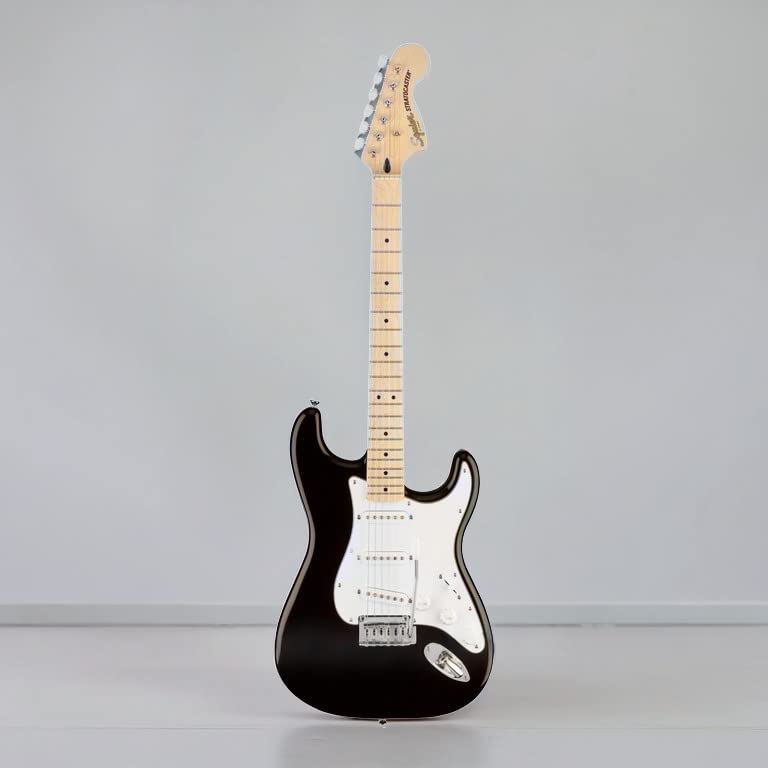 Squier by Fender Электрогитара Affinity Клен Белый Черный Мягкий чехол в комплекте Серия™ Stratocaster®, Накладка на гриф, Пикгард,