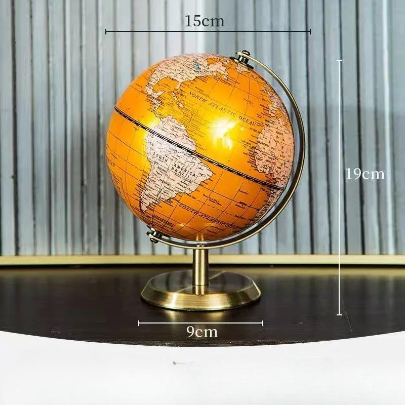 Желтый глобус мира в подарок для украшения офиса